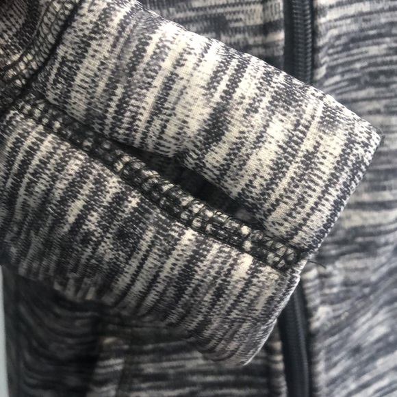 Reebok Cozy Jacket/Sweater Hoodie - Picture 8 of 13